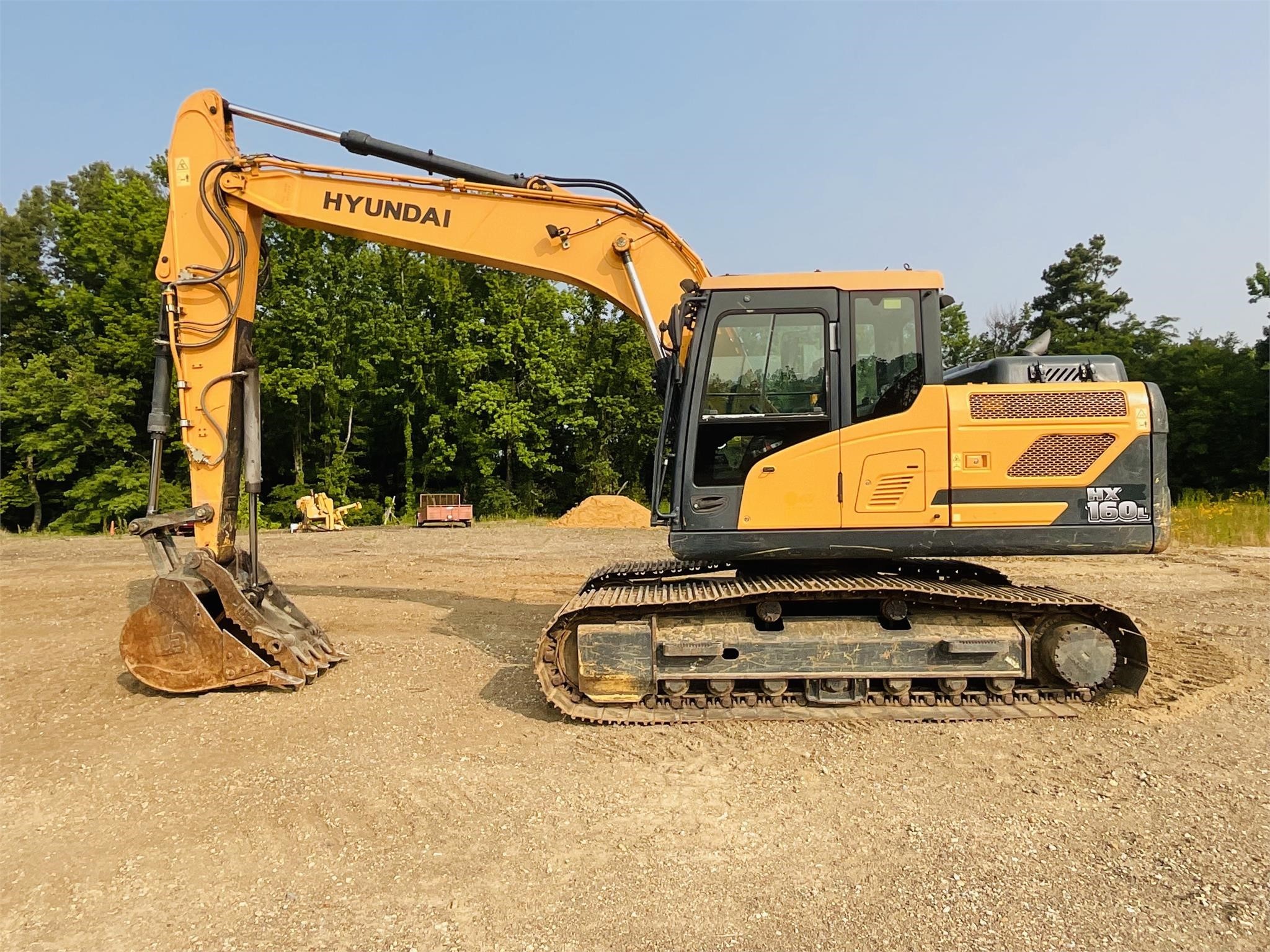 2017 HYUNDAI Excavator HX160L
