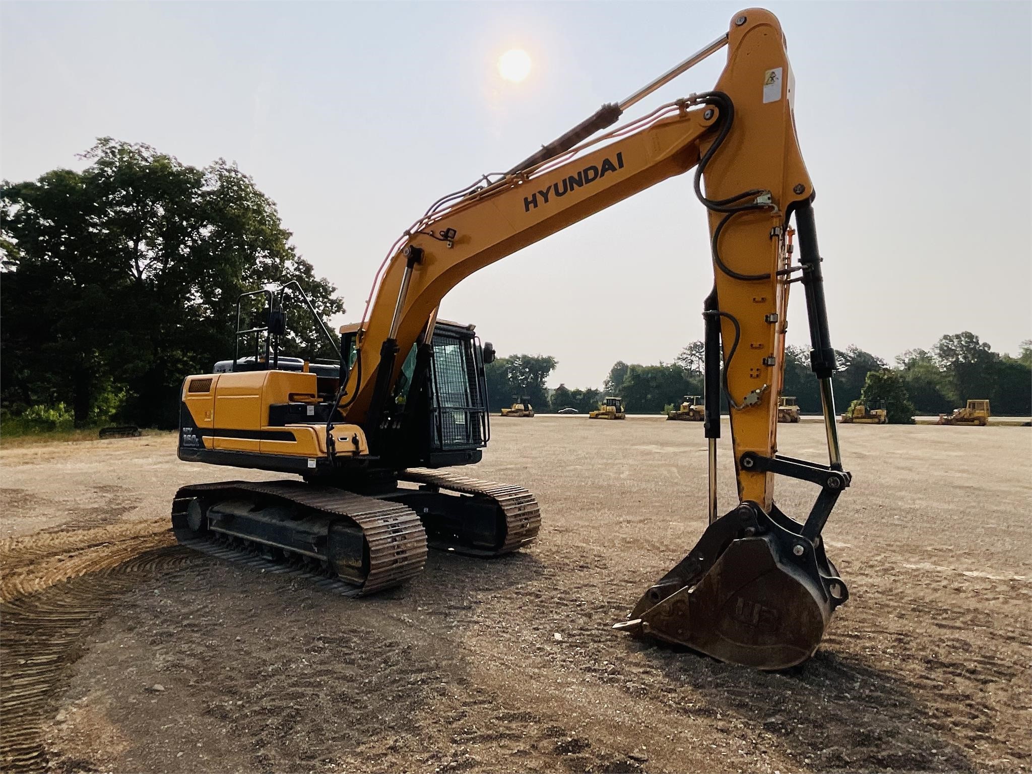 2017 HYUNDAI Excavator HX160L