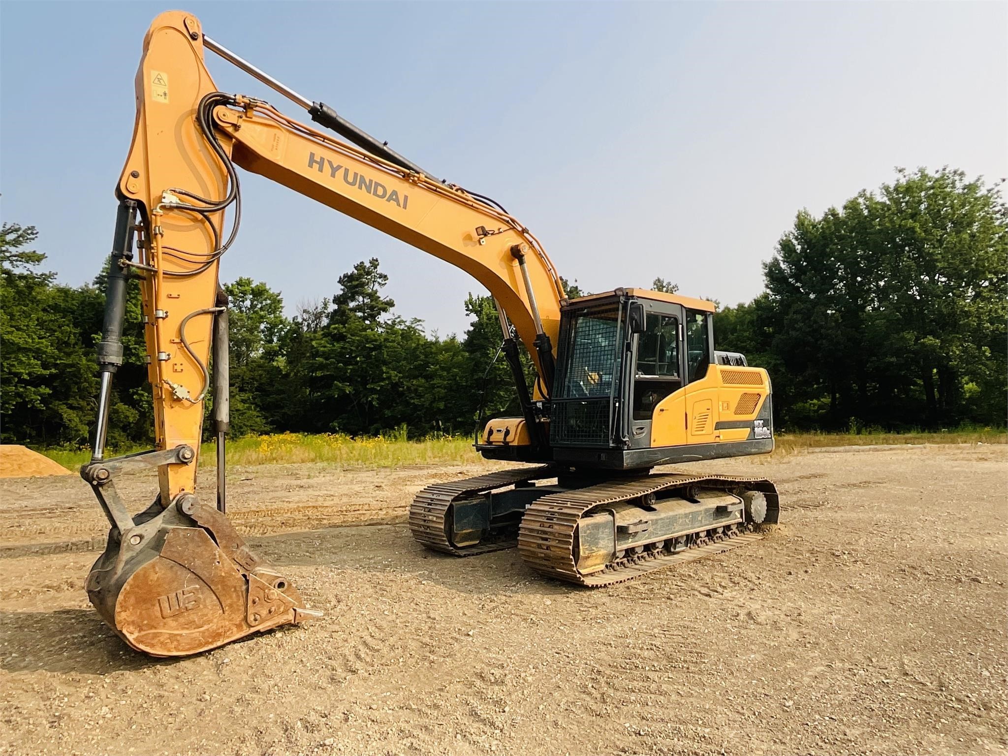 2017 HYUNDAI Excavator HX160L