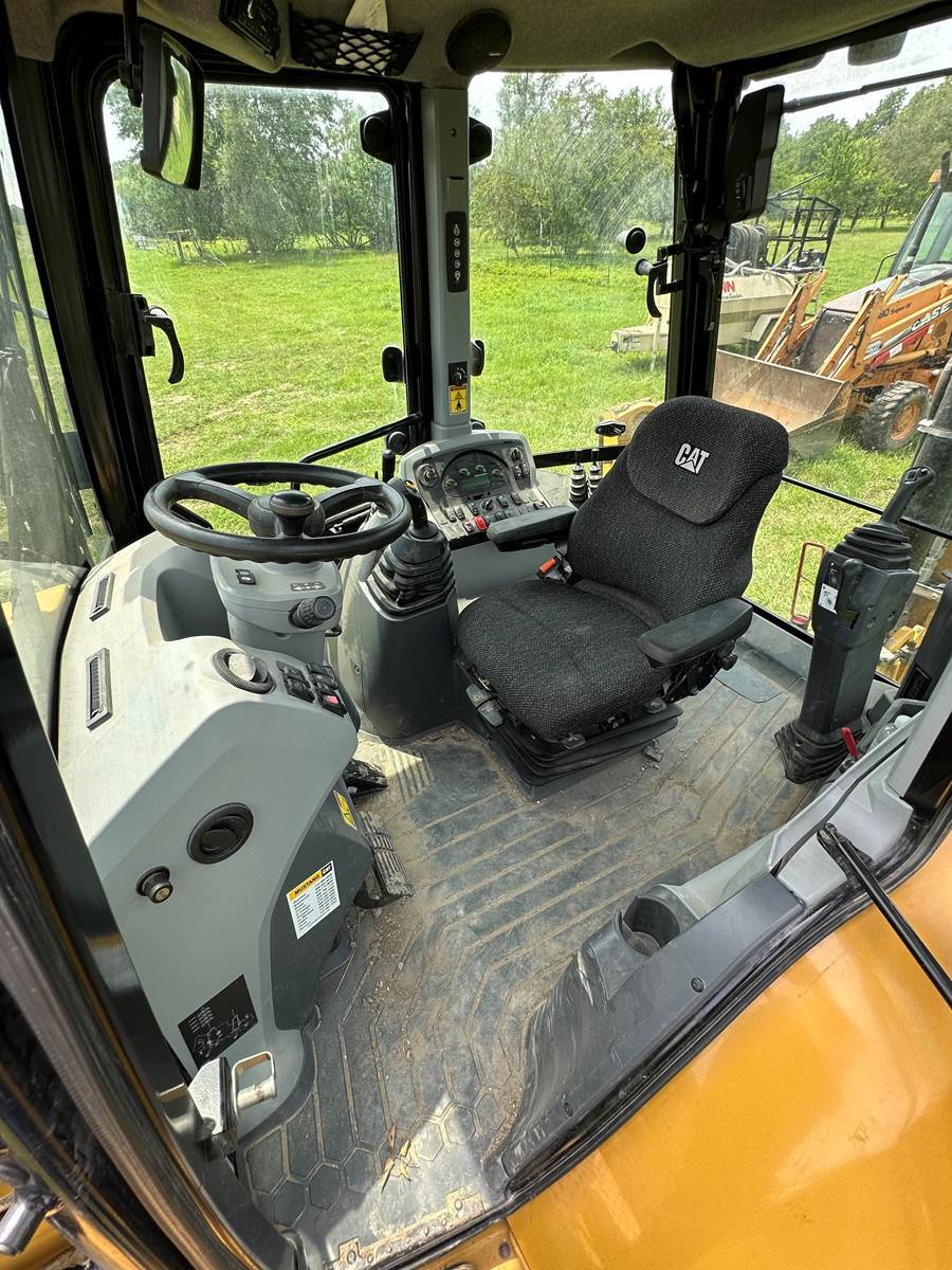 2020 Caterpillar 420F2 IT Backhoe
