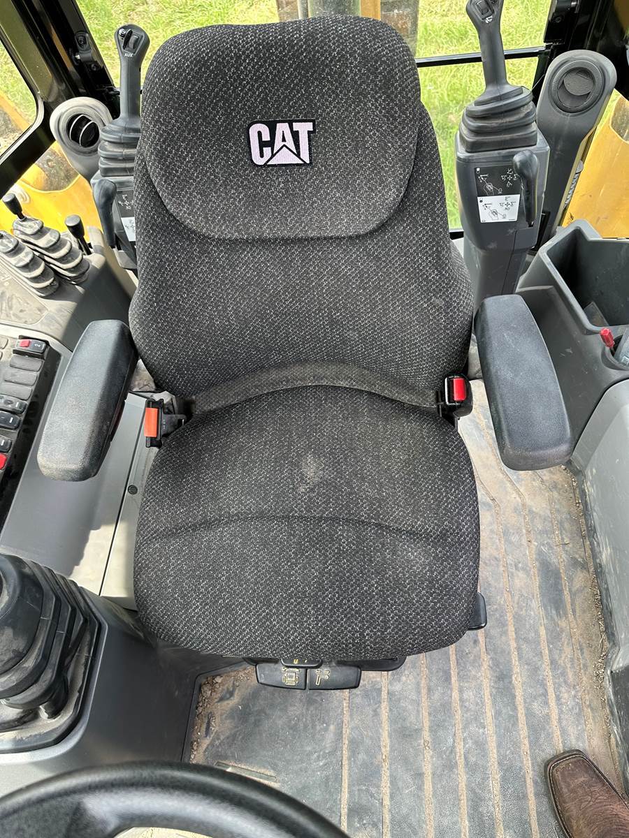 2020 Caterpillar 420F2 IT Backhoe