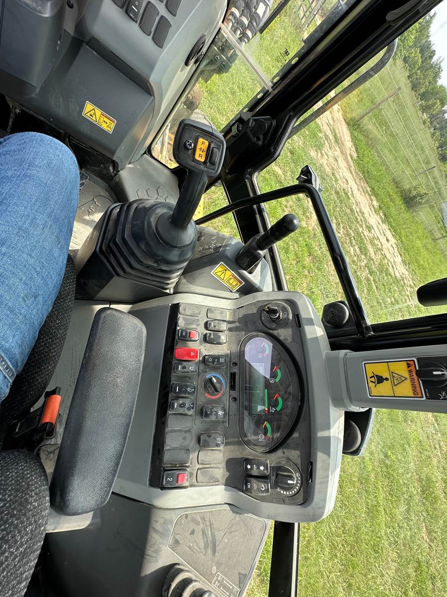 2020 Caterpillar 420F2 IT Backhoe