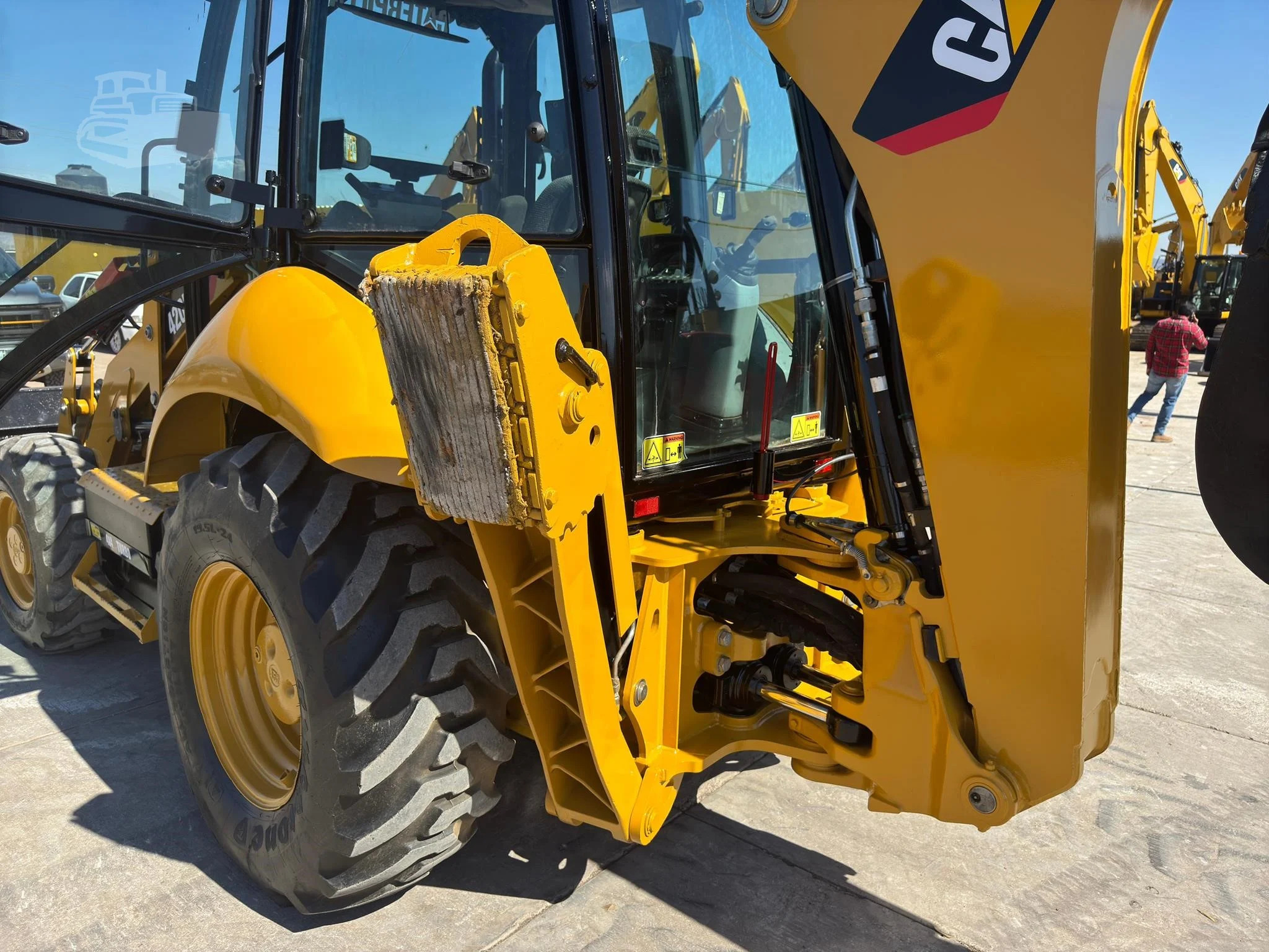 2014 CATERPILLAR 420F IT