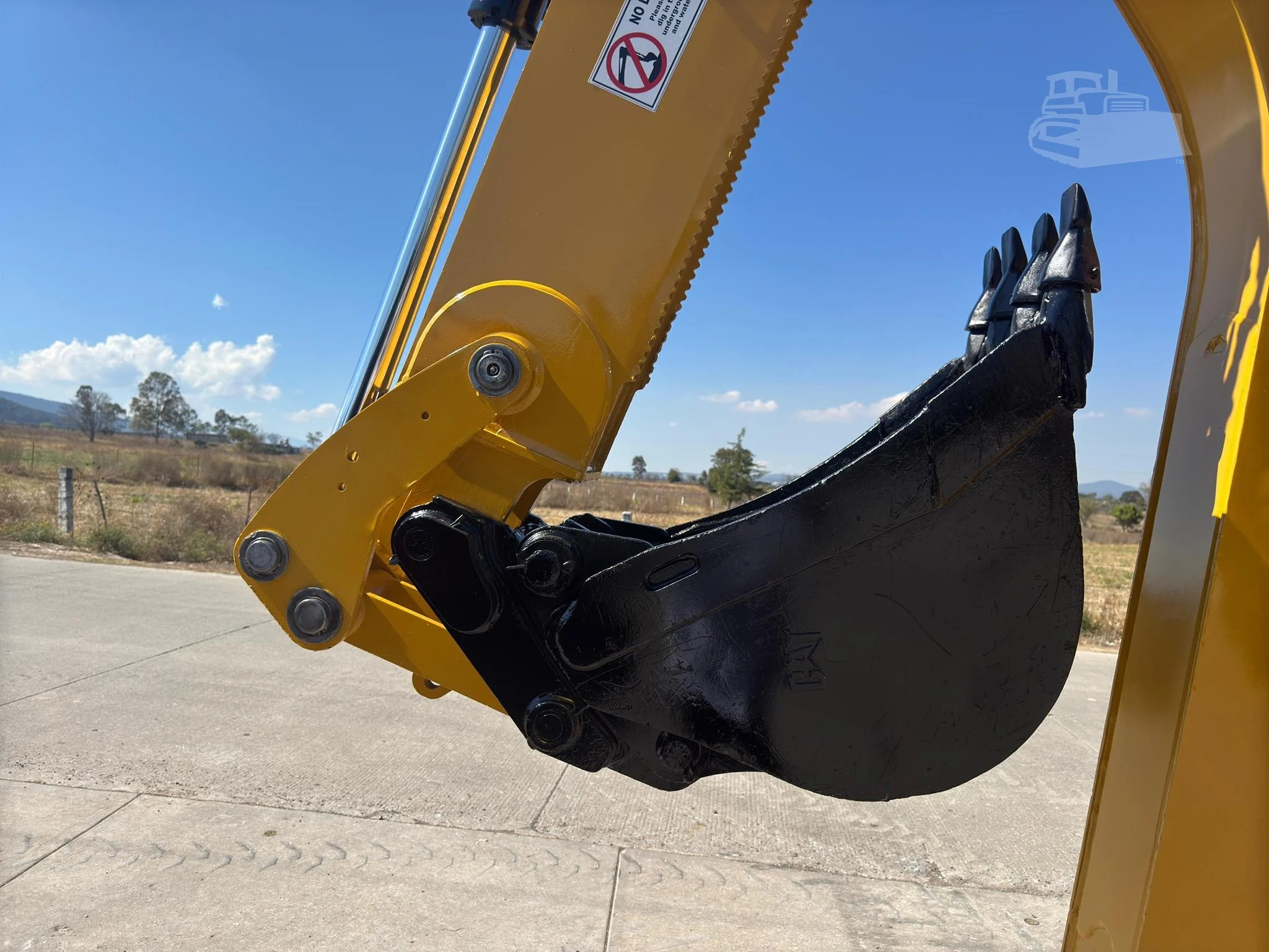 2014 CATERPILLAR 420F IT