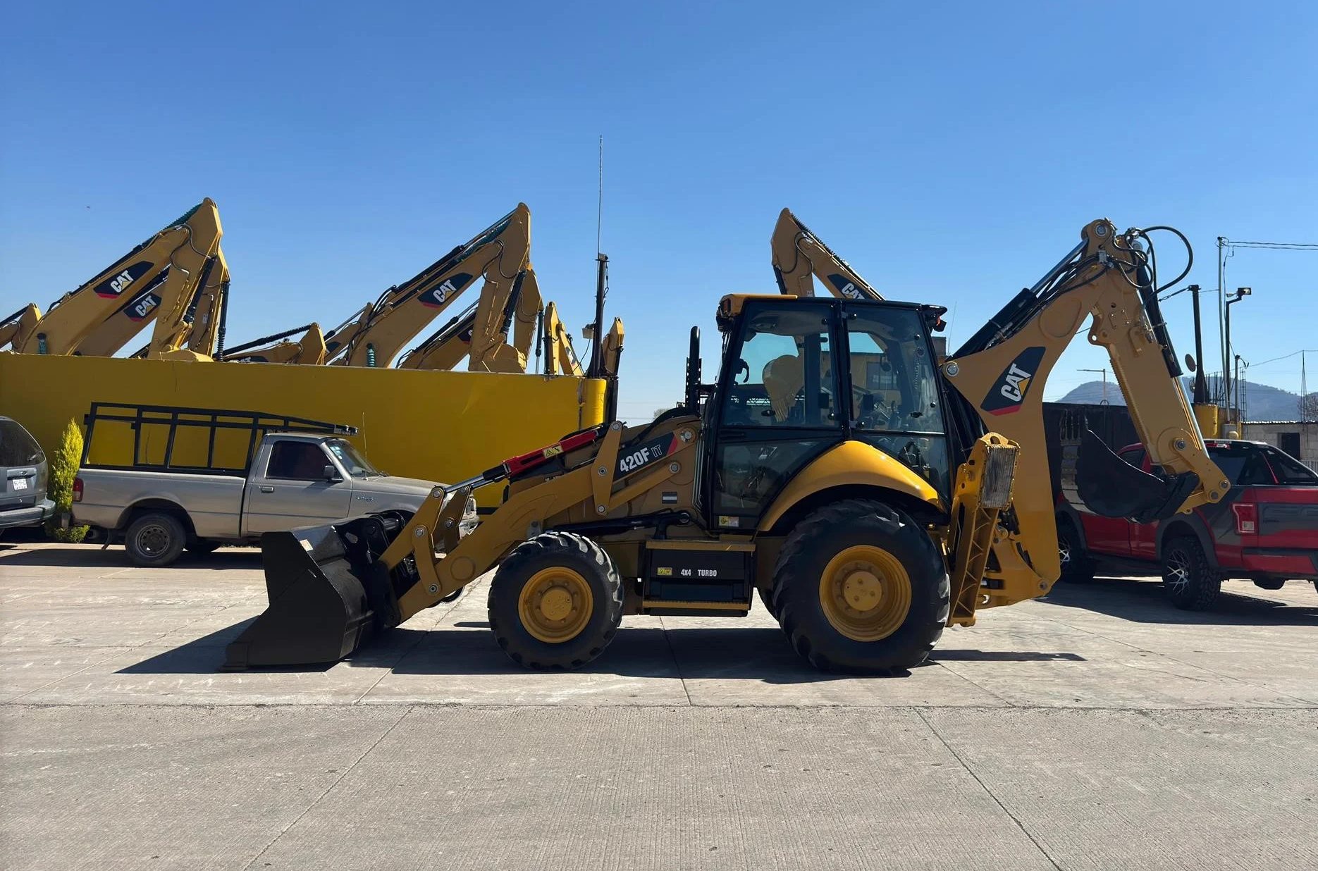 2014 CATERPILLAR 420F IT