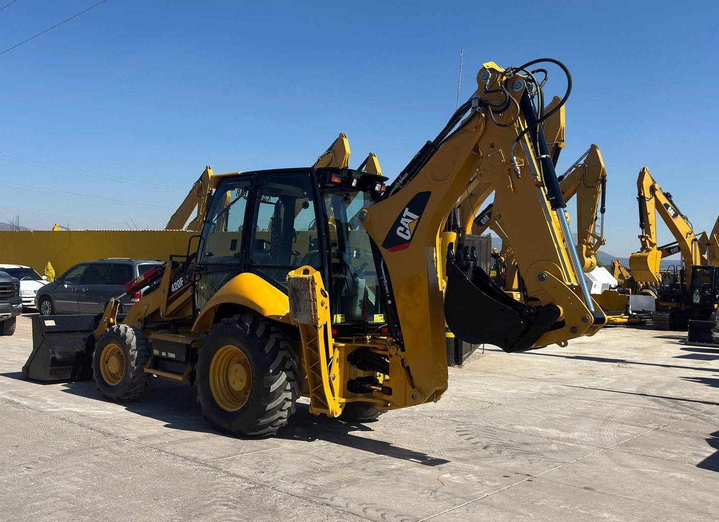 2014 CATERPILLAR 420F IT