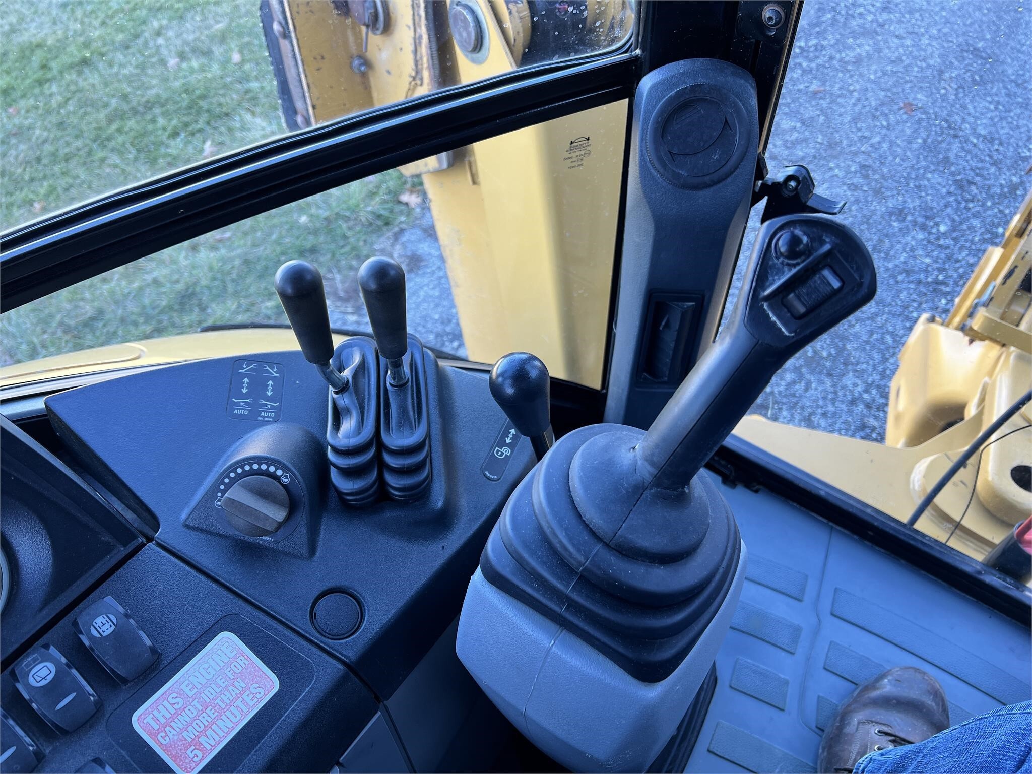 2016 Caterpillar 450F Backhoe