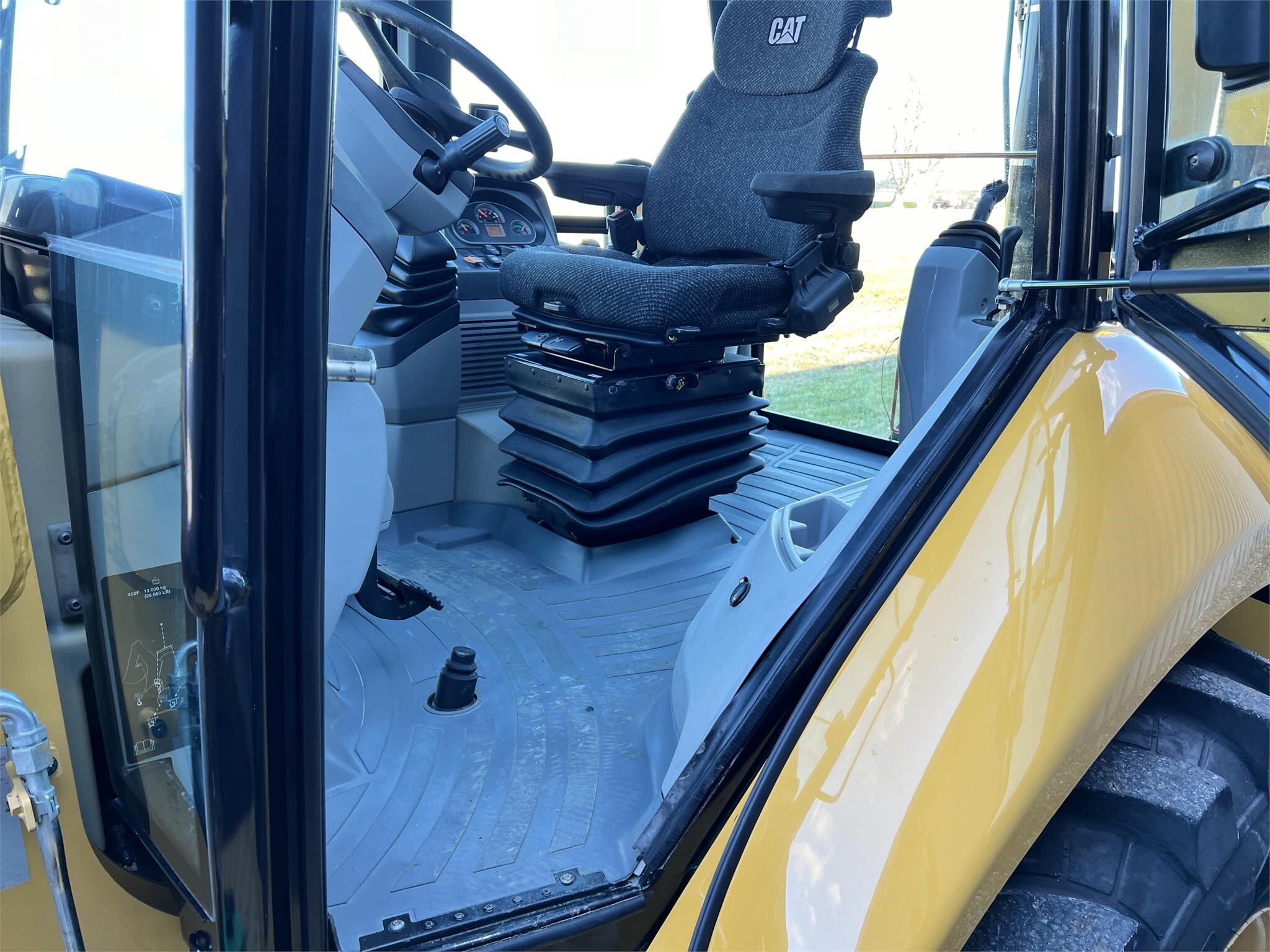 2016 Caterpillar 450F Backhoe