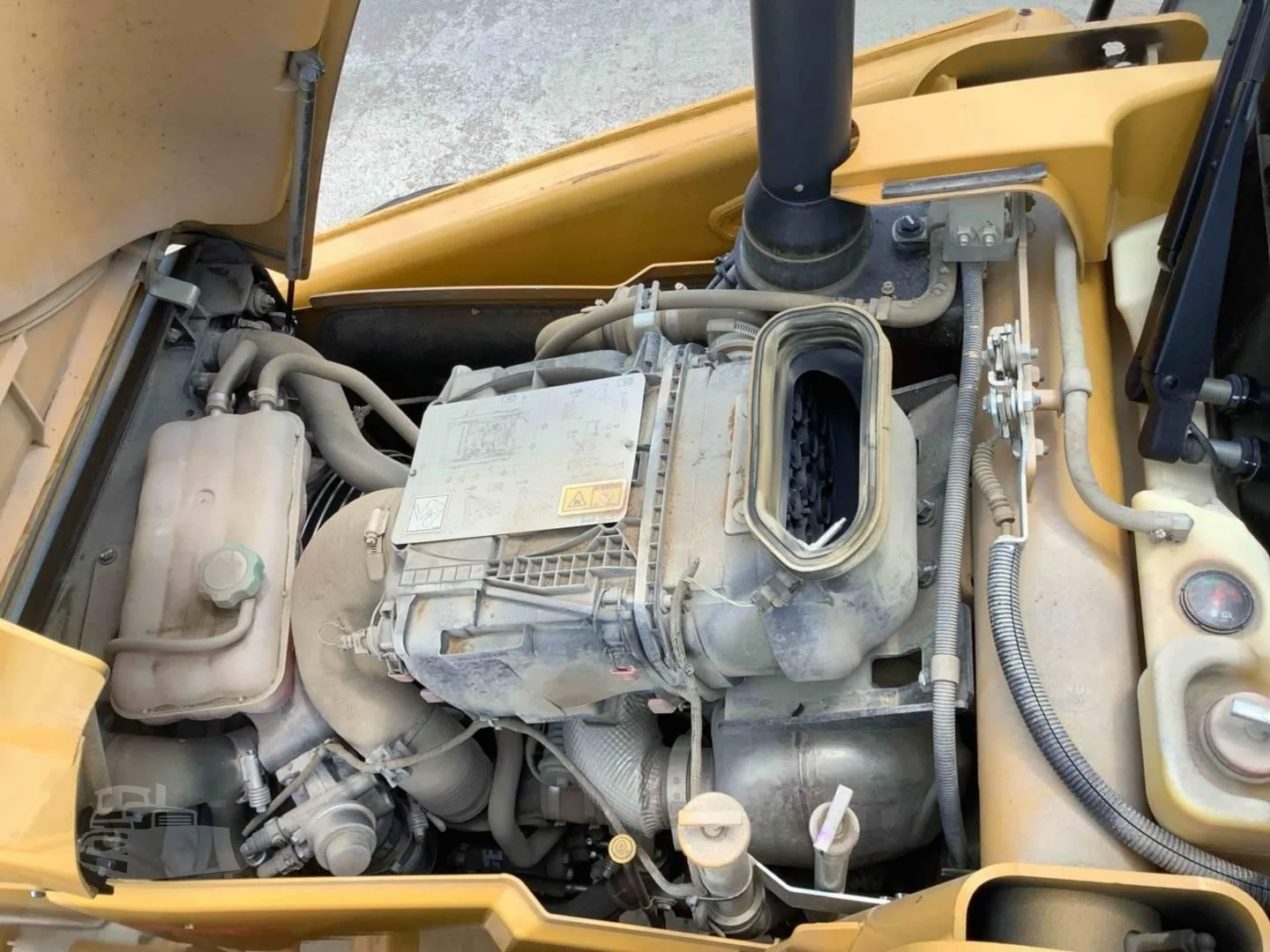 2021 Caterpillar 420 XE Backhoe Loader