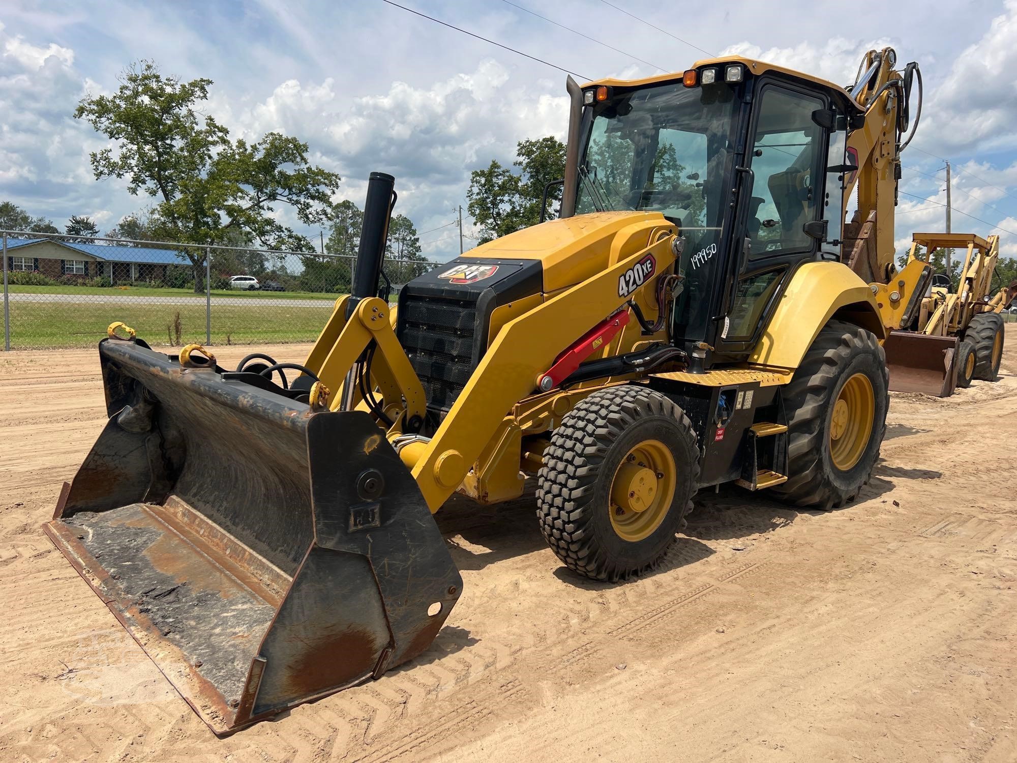 2021 Caterpillar 420 XE