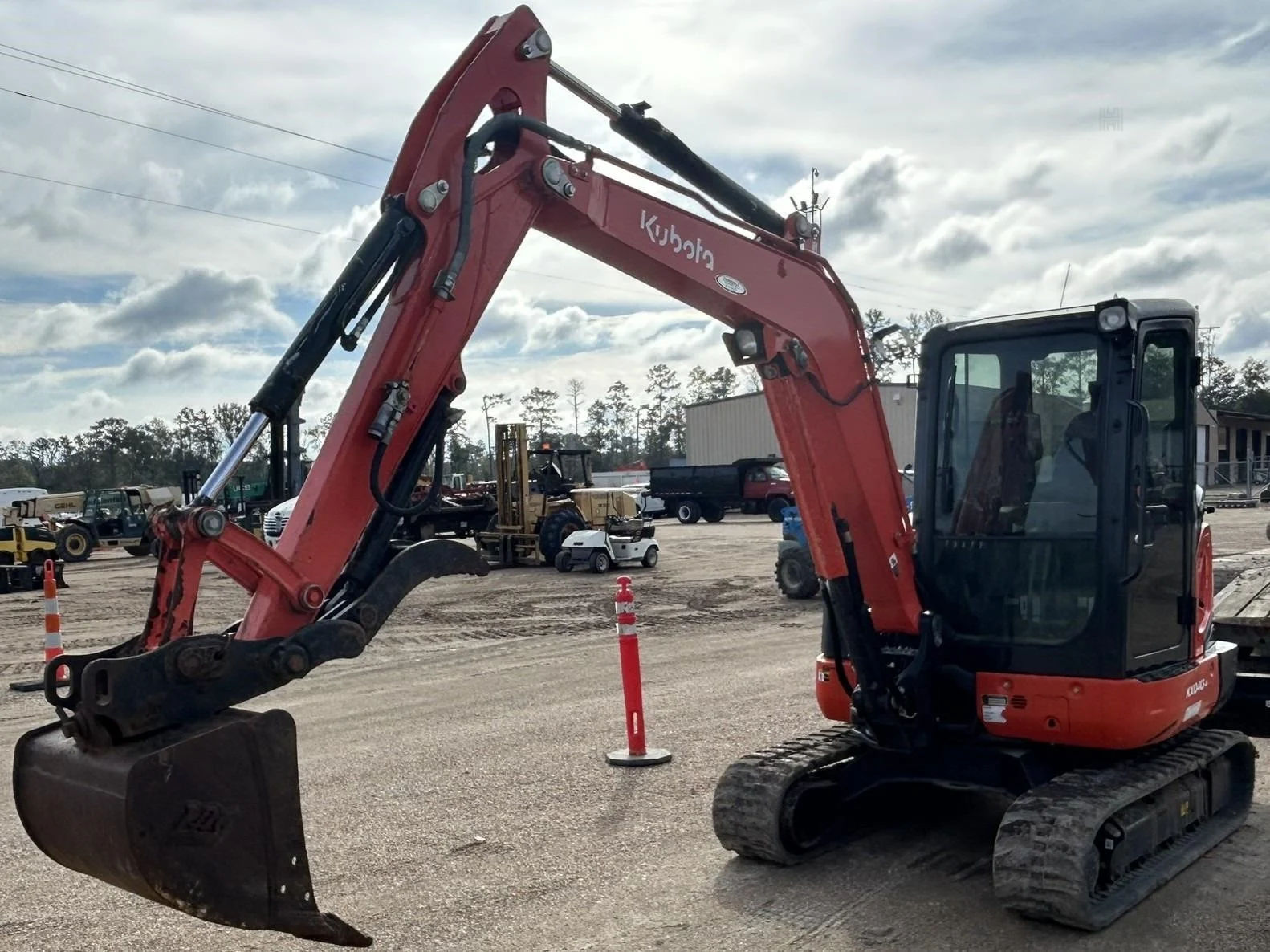 2023 KUBOTA KX040-4