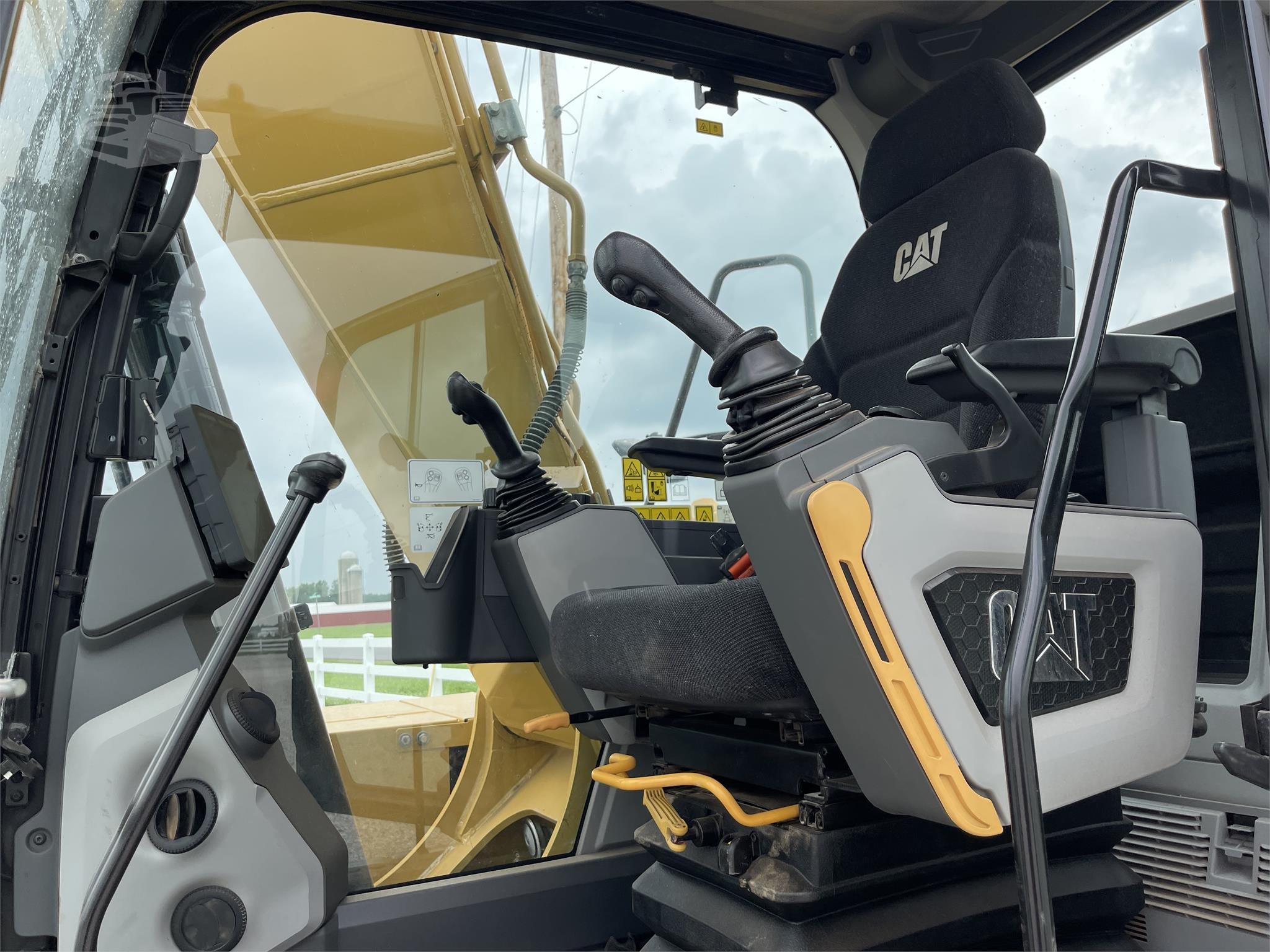 2022 Caterpillar 313GC