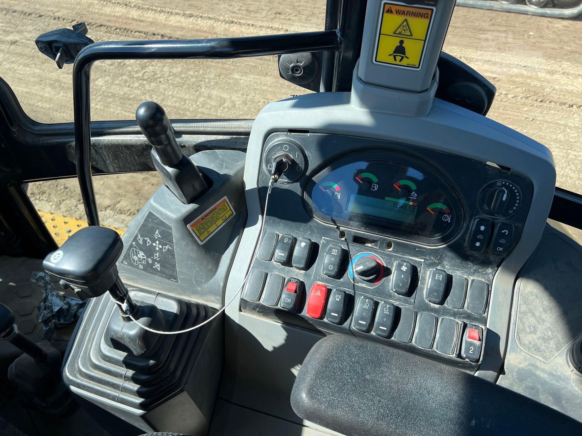 2018 Caterpillar 430F2