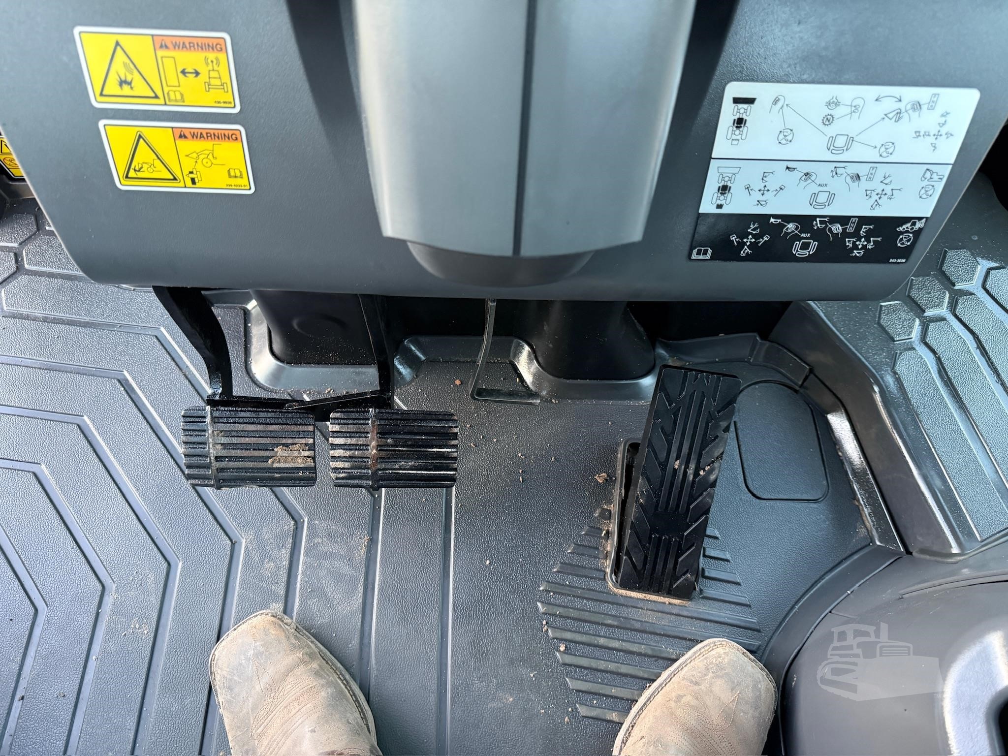 2019 Caterpillar 440