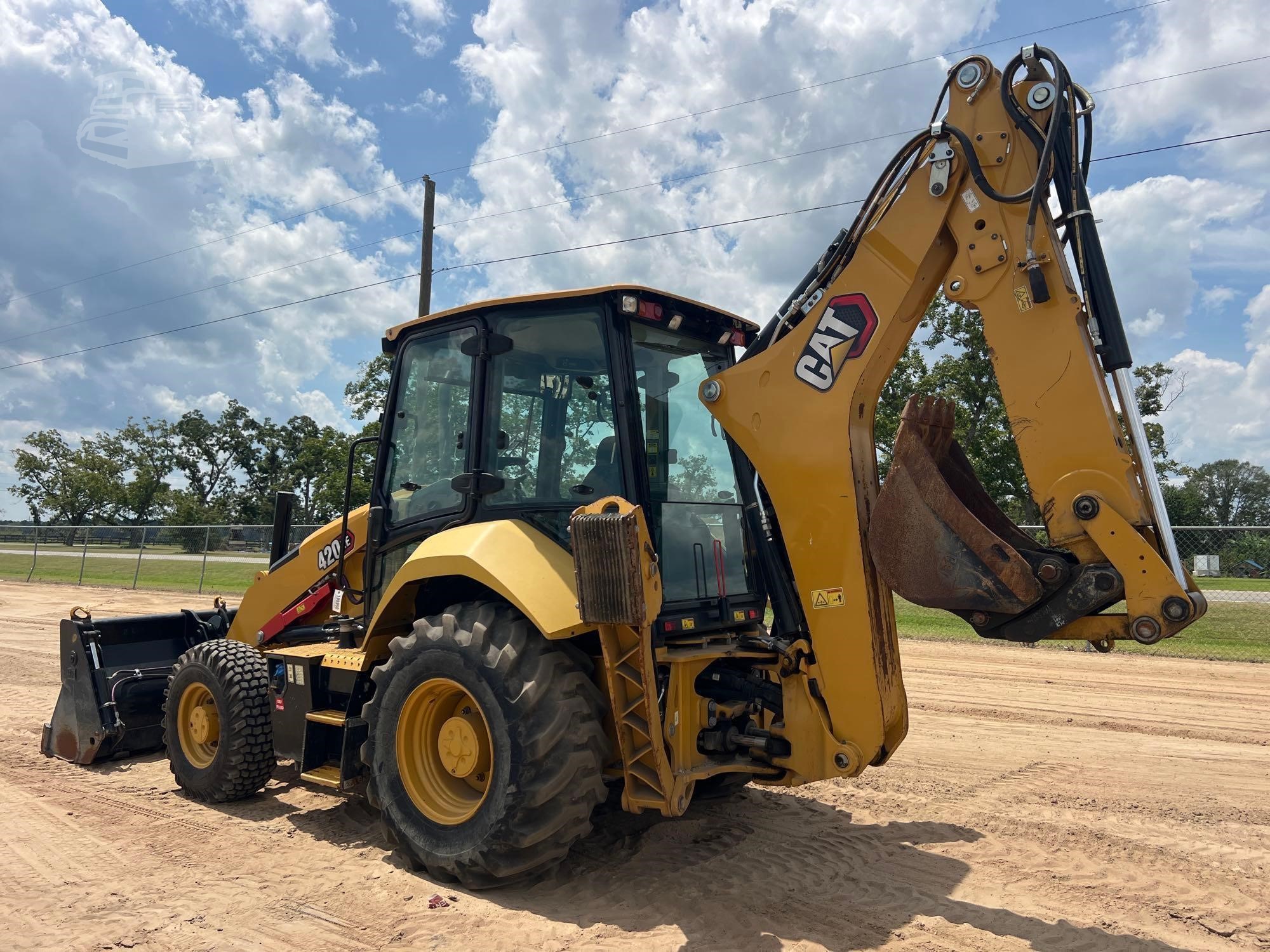 2021 Caterpillar 420 XE
