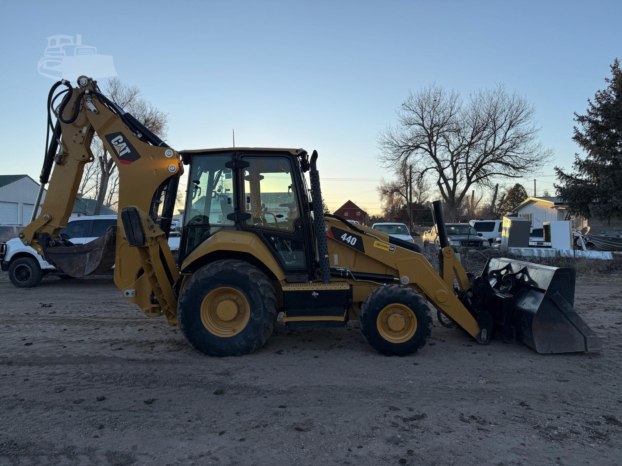 2019 Caterpillar 440