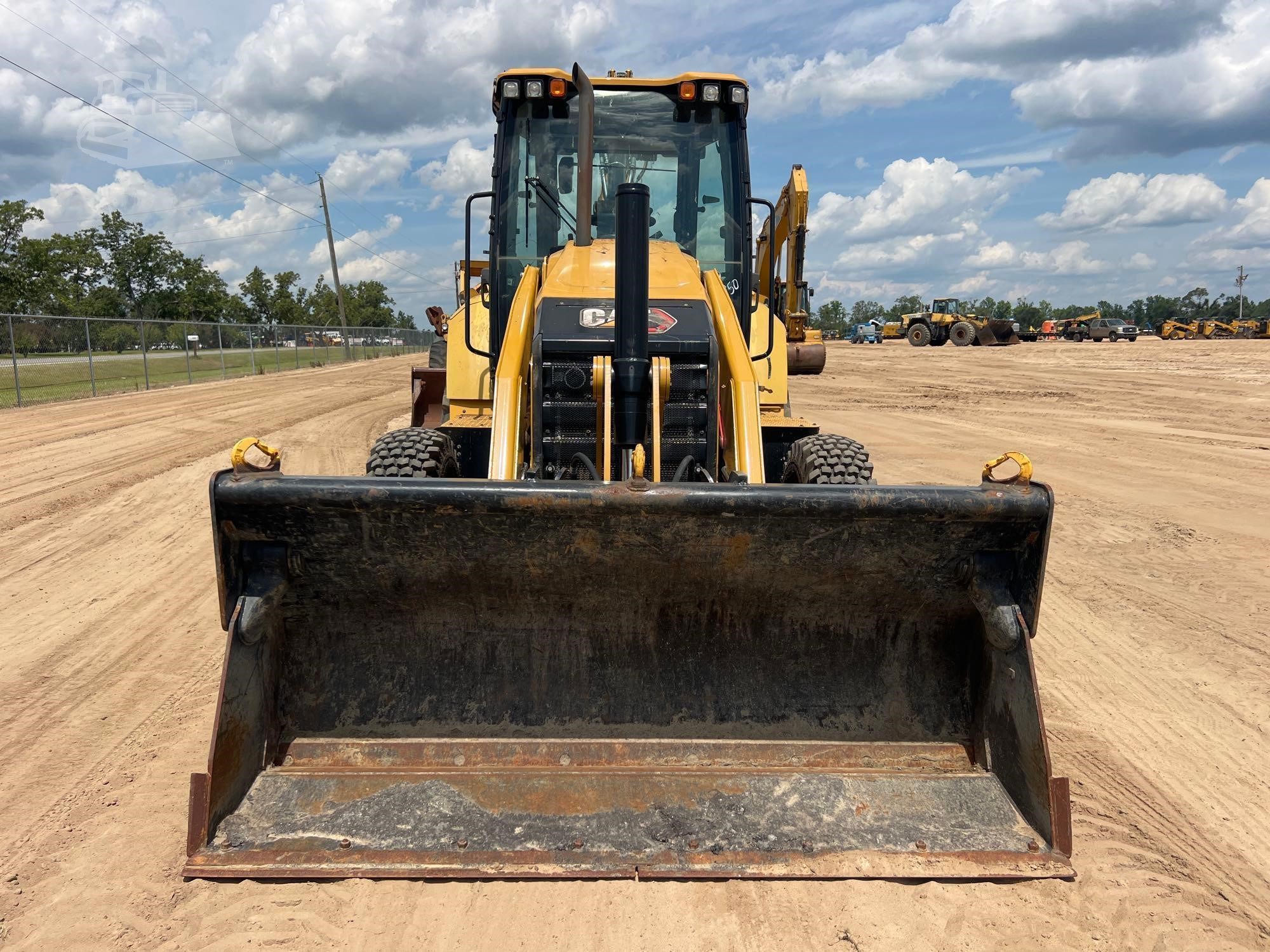 2021 Caterpillar 420 XE