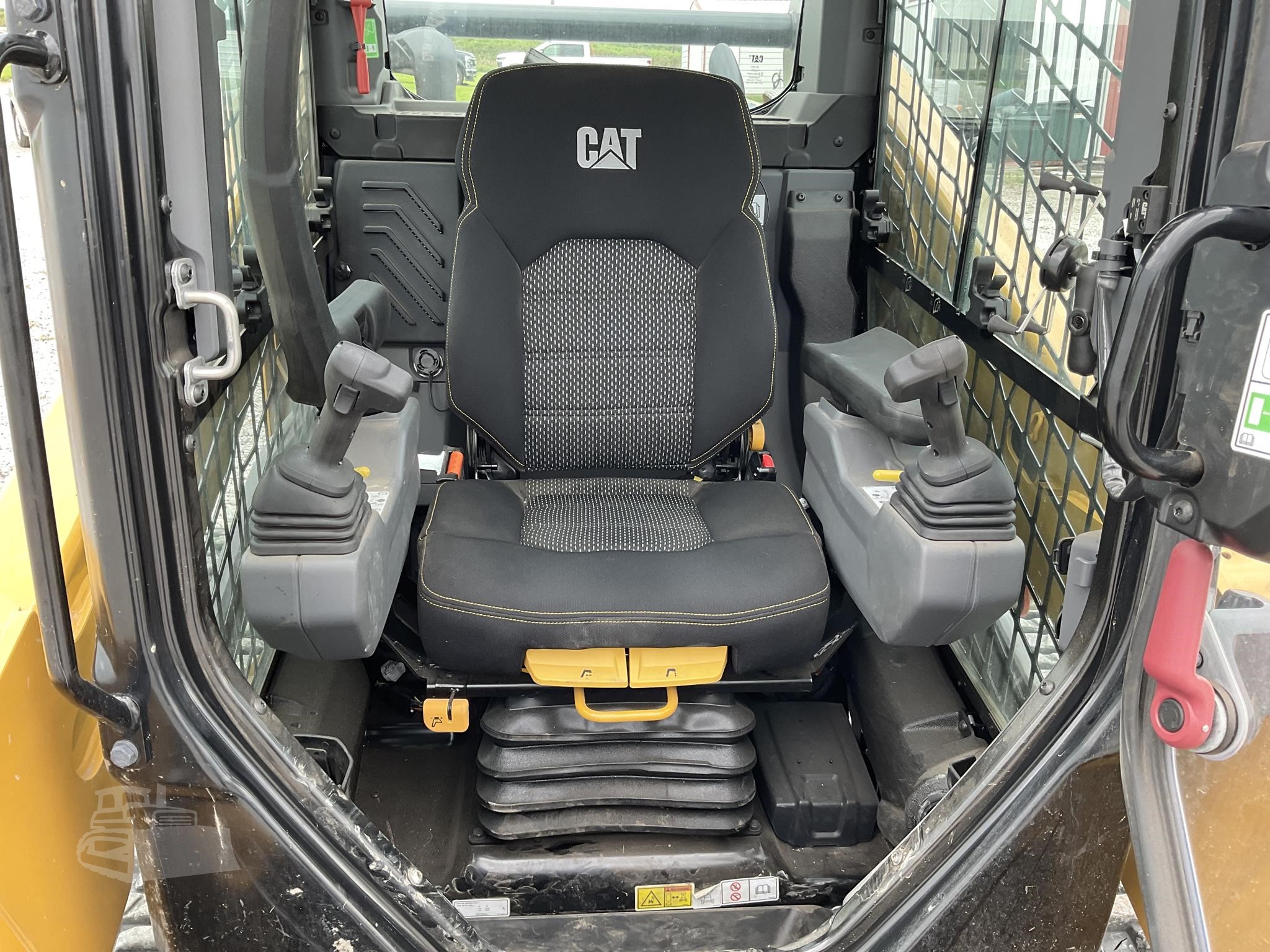 2024 Caterpillar 255 Compact Track Loader